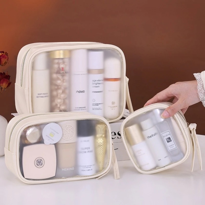 Semi-transparent Luxury Makeup - огляд і ціна Luxury Skincare Set